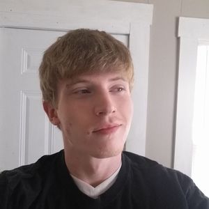 Meet your Posher, Devin